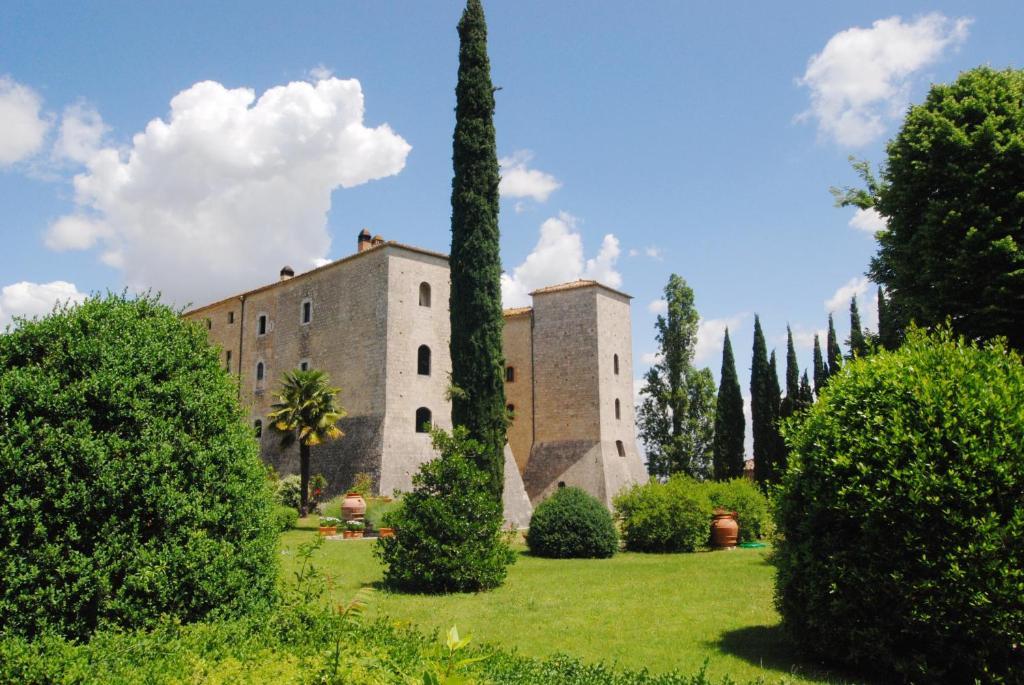 Гостевой дом Castello Di Grotti Корсано Экстерьер фото